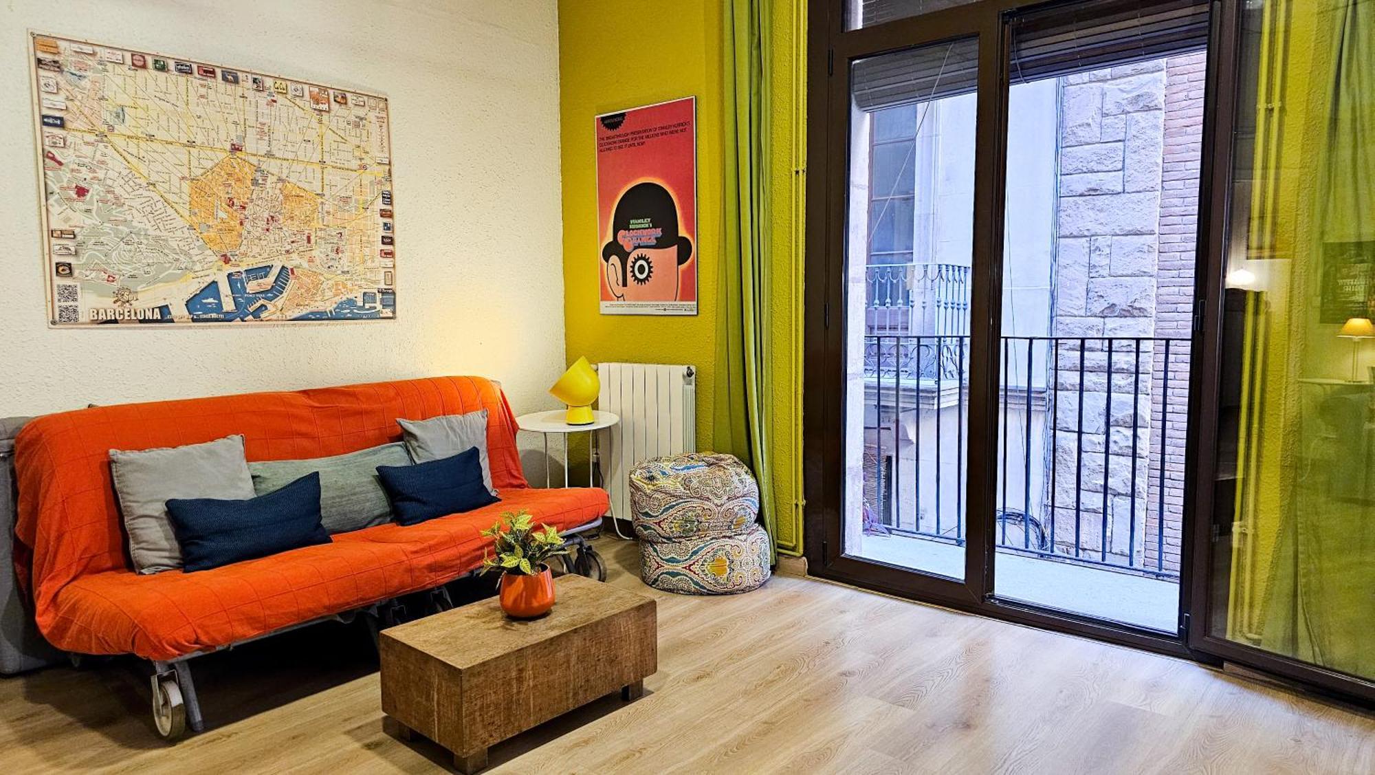 Itaca Hostel Барселона Екстериор снимка